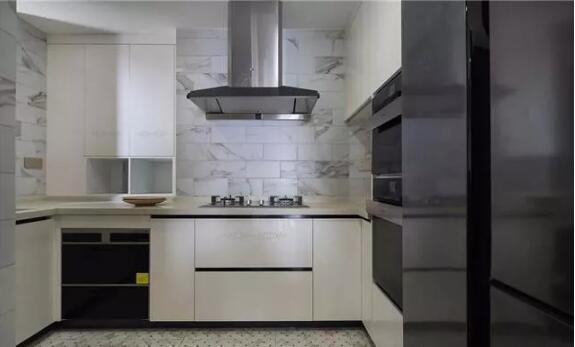 117平米三居室北欧风格装修实景图2