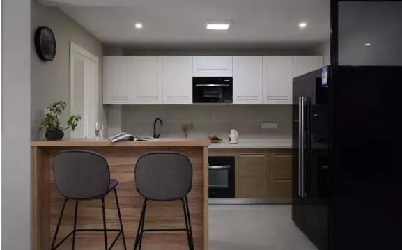 176平米四室两厅的户型装修案例3