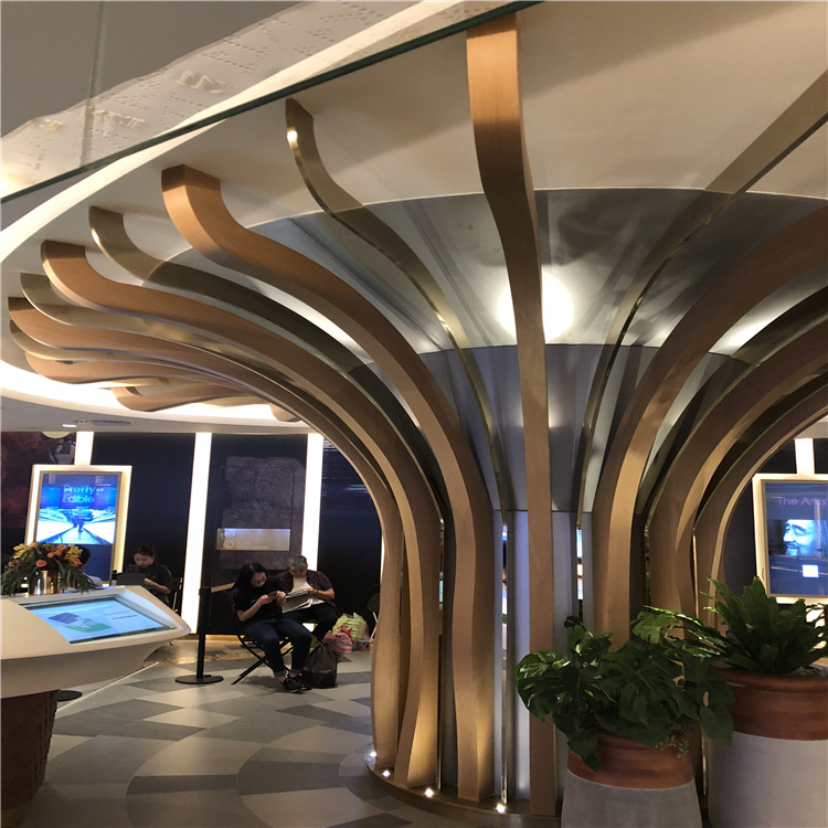 双弧弧形铝方通www.shuanghu6.com 双弧弧形铝方通www.shuanghu6.com