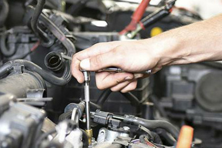 高速公路车坏了找谁修|道路救援车多少钱|汽车没电了找哪里救援	