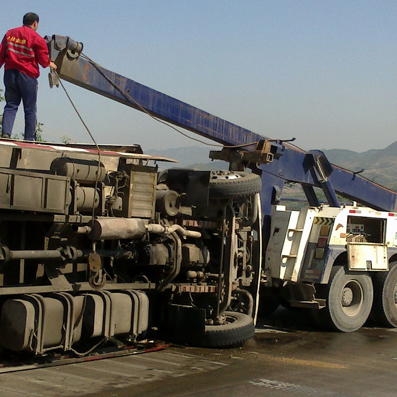 拖车救援 拖车救援