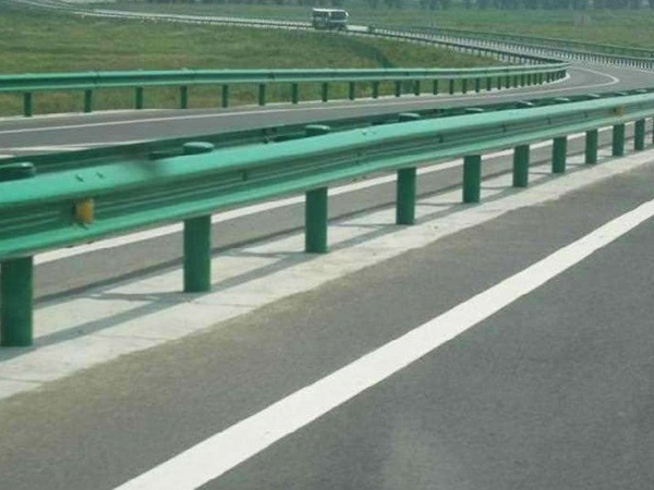 怀化筛网,隔离网,怀化护栏,防护网 怀化筛网,隔离网,怀化护栏,防护网