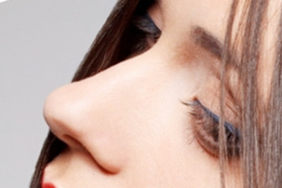 鼻子假体透光应该怎么做 鼻子假体透光应该怎么做