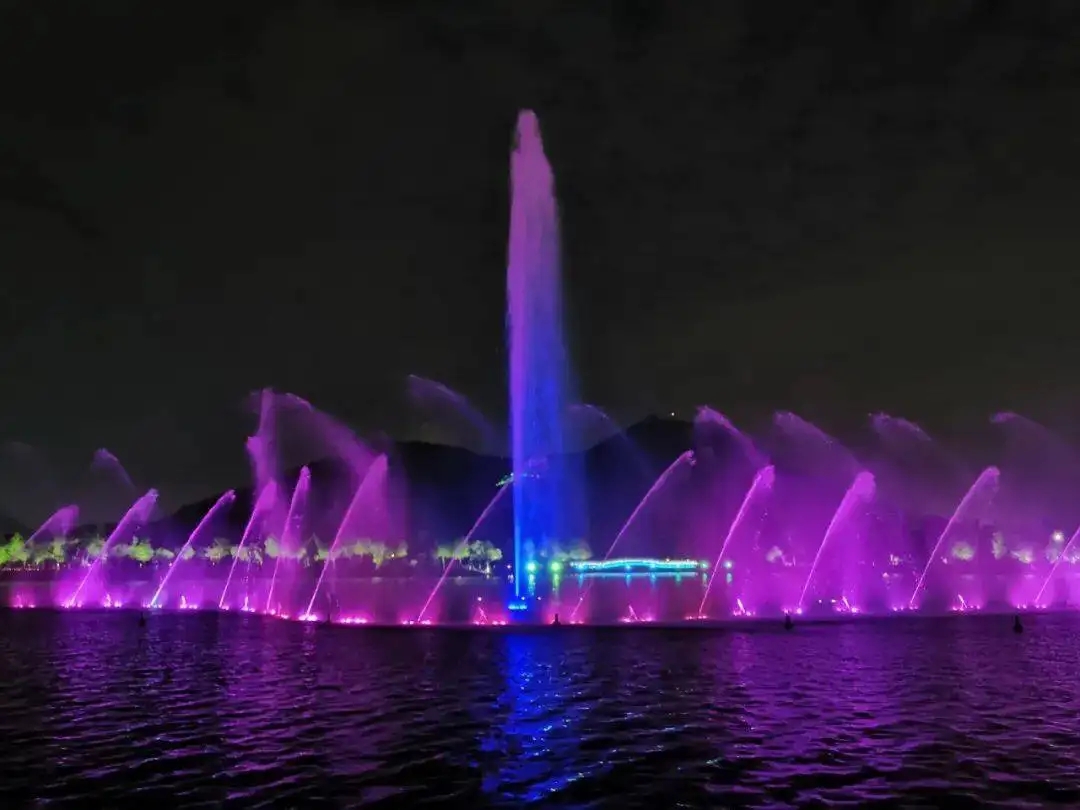 水景<a href='https://www.laiyongfei.com/penquan/' target='_blank'><u>喷泉</u></a>