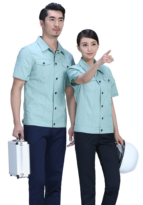 职业装让白领提升竞争力