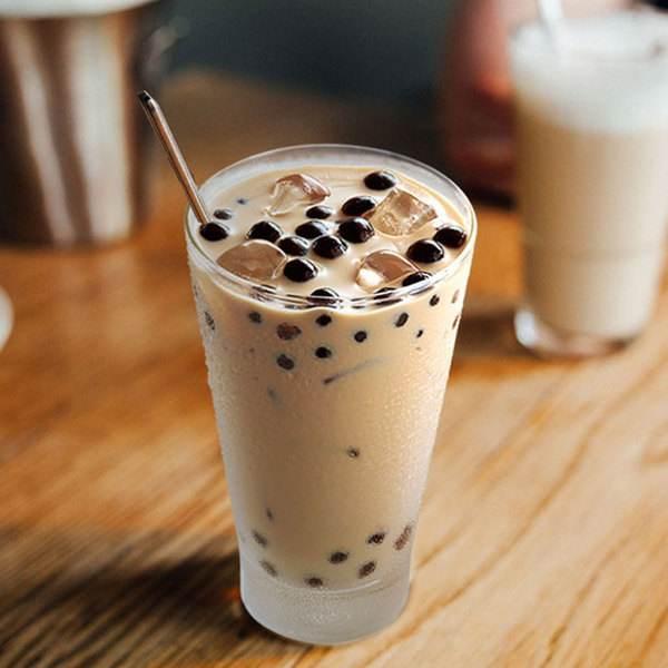 开一家<a href='https://www.laiyongfei.com/naicha/' target='_blank'><u>奶茶加盟</u></a>店,一杯奶茶能有多少利润?
