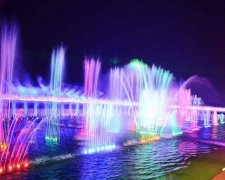 波光喷泉有利于改善城市的外观和居民的身心健康